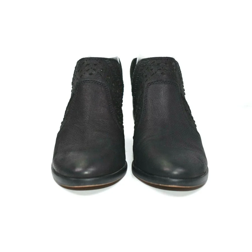 Vince Camuto vince camuto